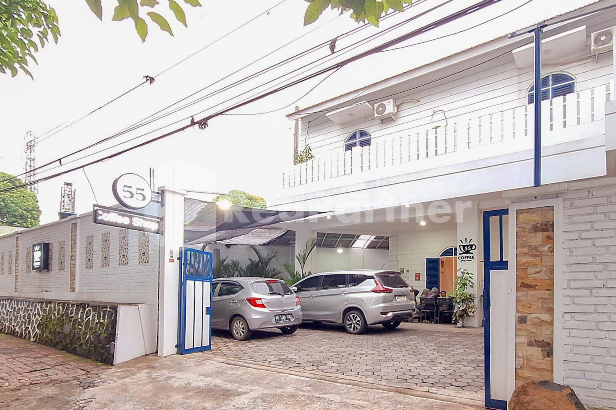 House N Coffee 55 Temanggung Redpartner Hotel Exterior foto
